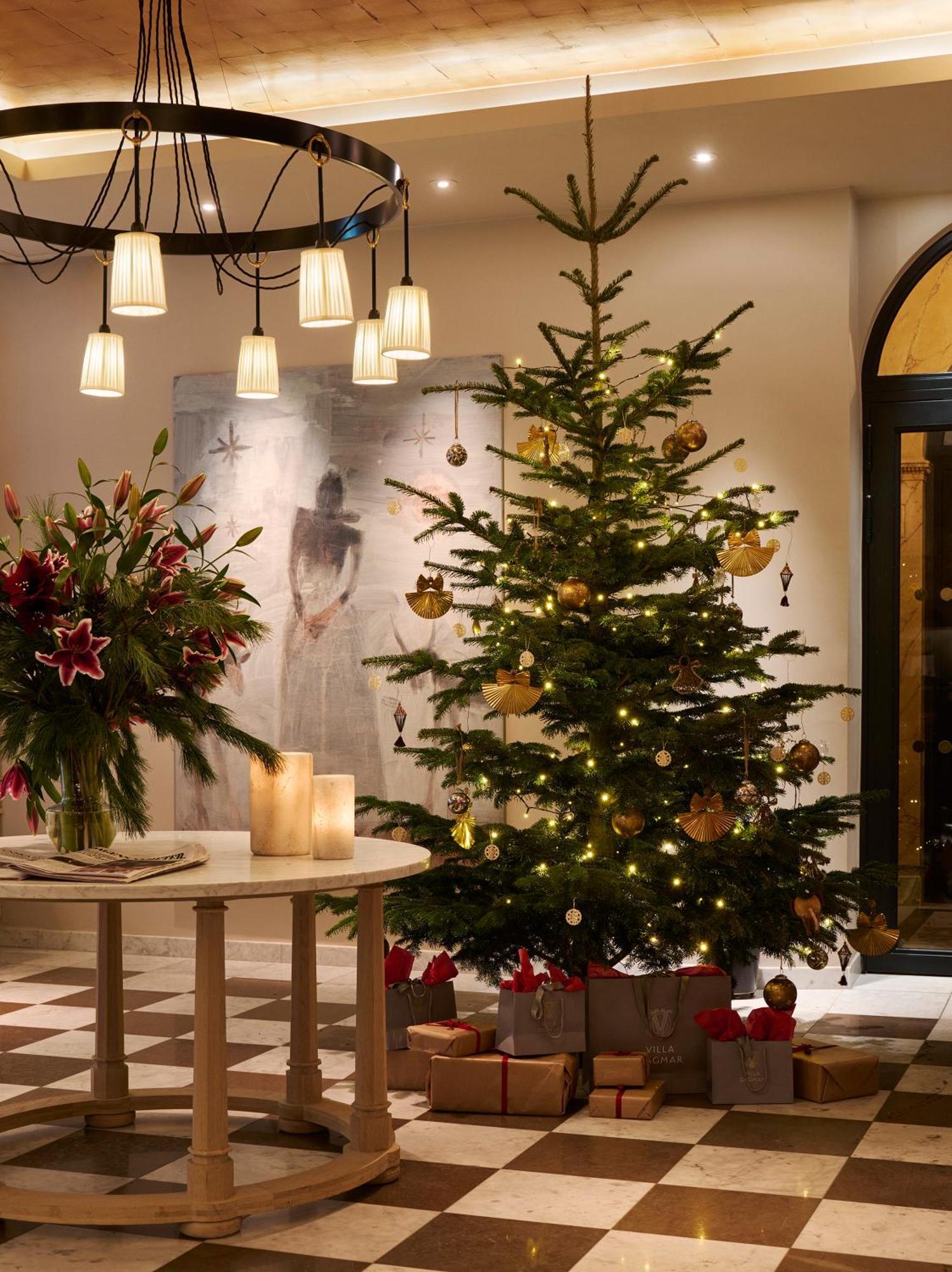 Villa Dagmar Стокгольм Экстерьер фото A Christmas tree